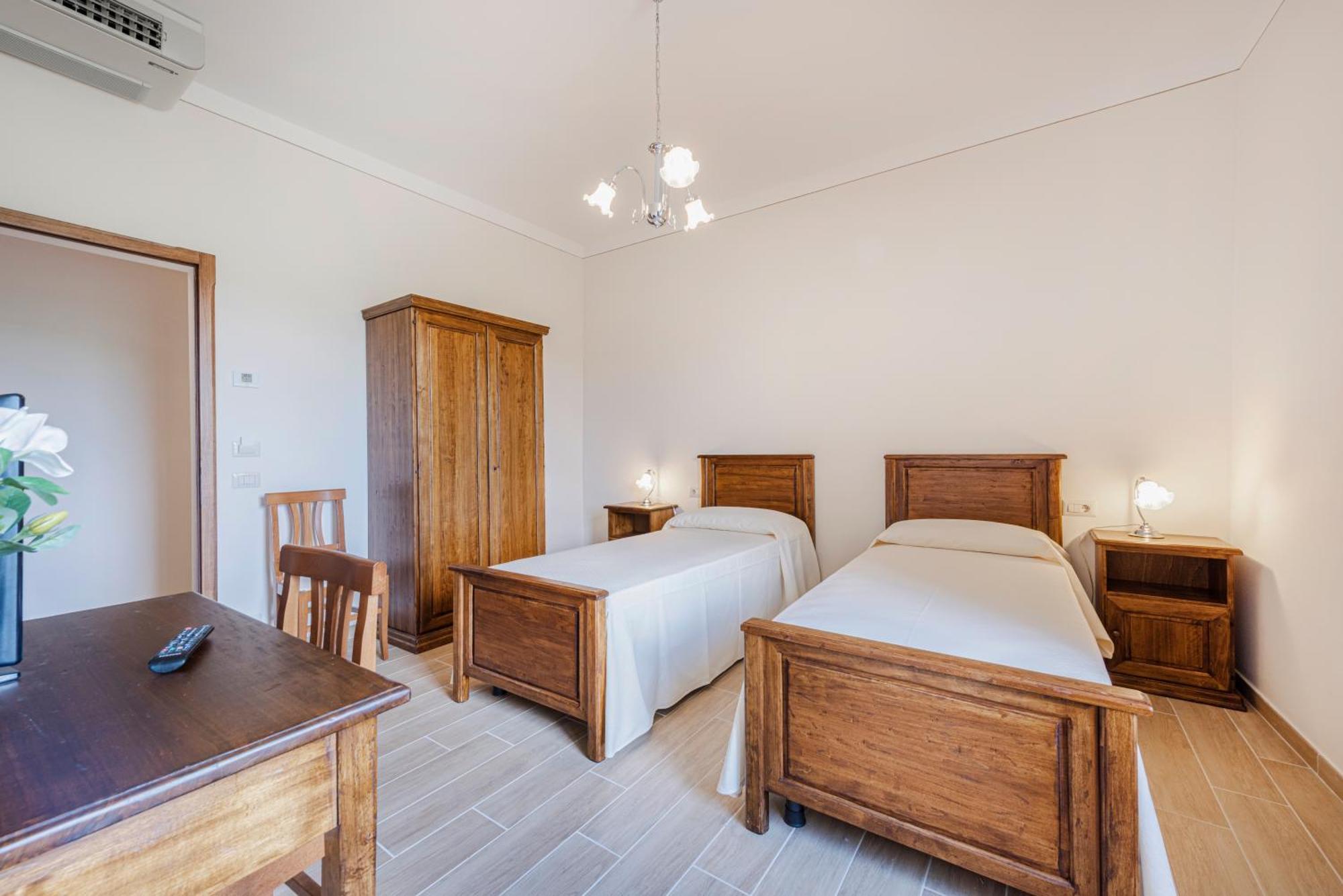 Antica Grancia Di Quercecchio Apartment Montalcino Luaran gambar