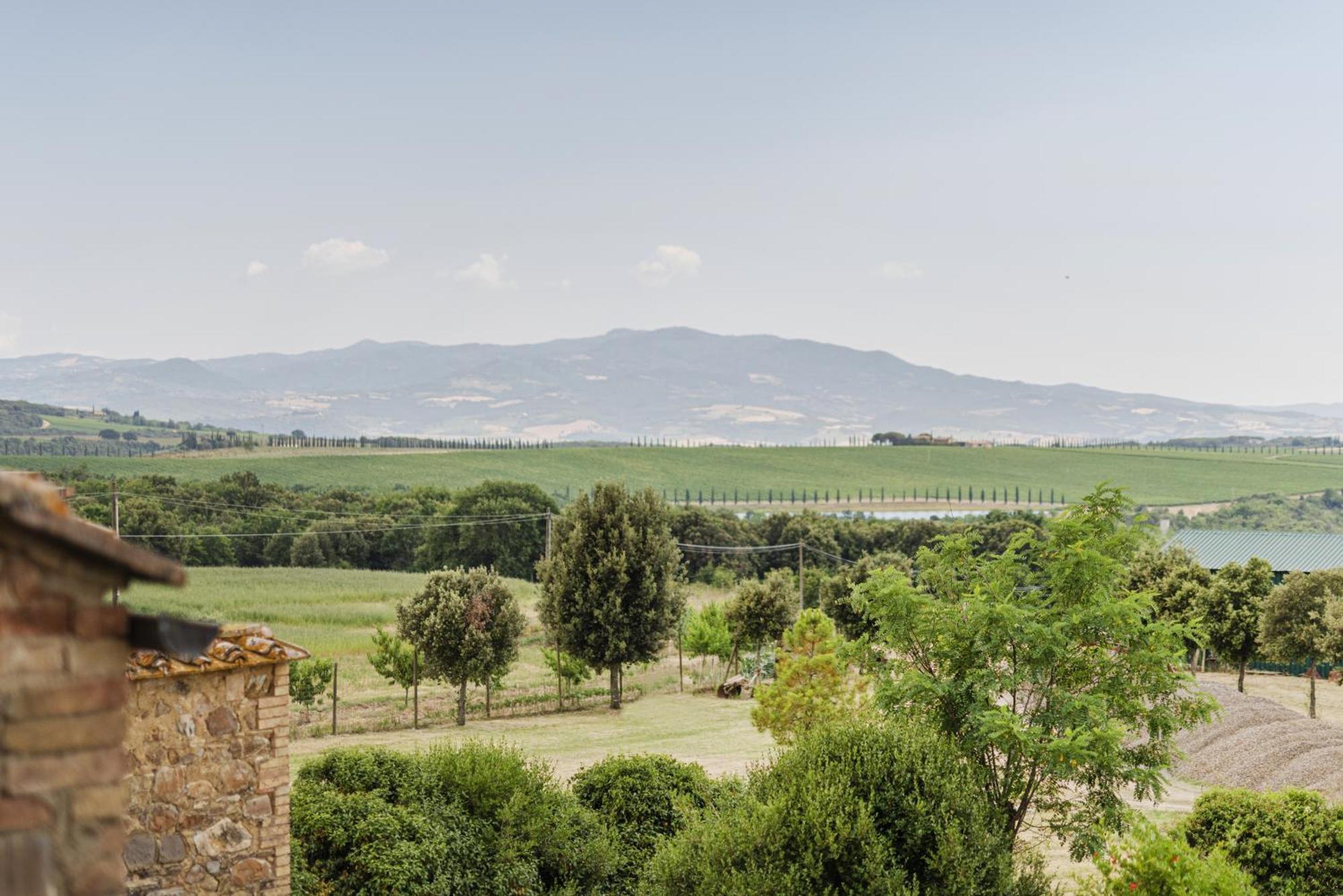 Antica Grancia Di Quercecchio Apartment Montalcino Luaran gambar