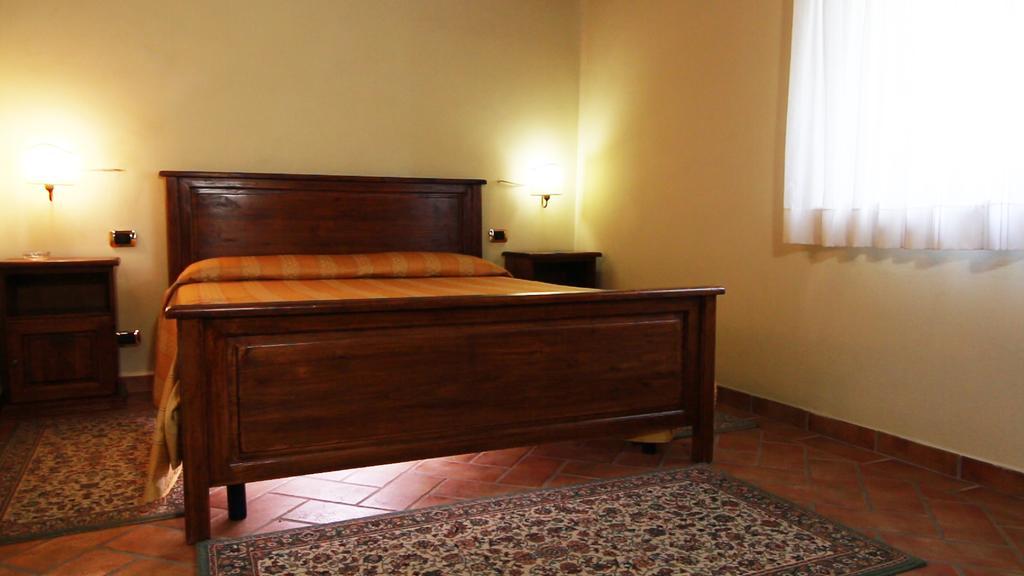 Antica Grancia Di Quercecchio Apartment Montalcino Luaran gambar