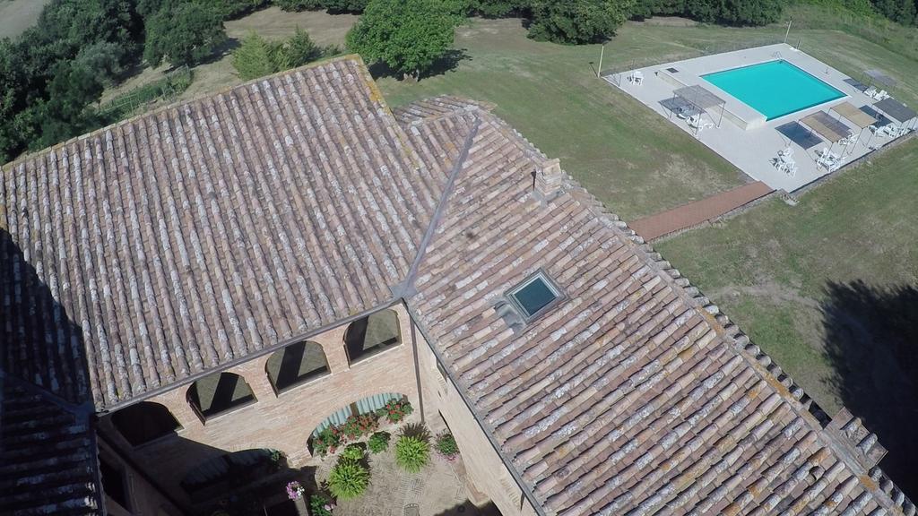 Antica Grancia Di Quercecchio Apartment Montalcino Luaran gambar